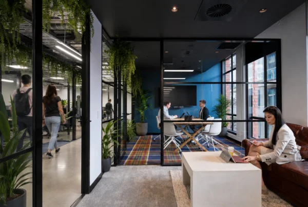 Serviced private offices for hybrid teams with flexible lease terms and meeting rooms