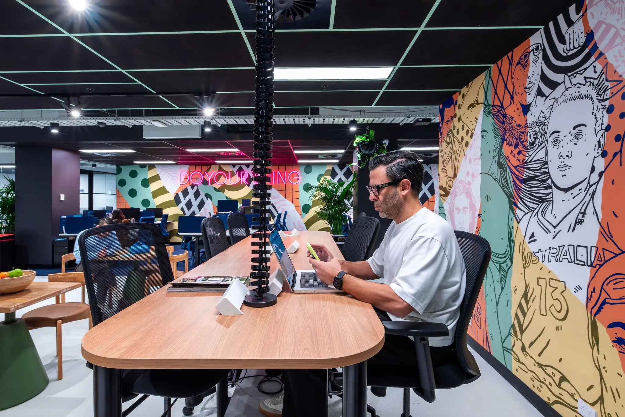 The Complete Guide to Small Team Coworking Moves